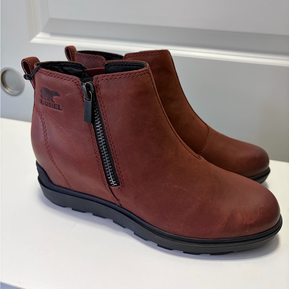 Sorel Women's Side Zip Wedge Ankle Boots